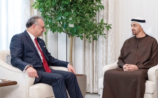 الصورة: رئيس الدولة يستقبل مستشار الرئيس الأميركي للشؤون الإفريقية والعربية