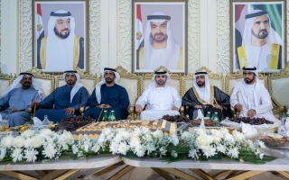 الصورة: منصور بن محمد يحضر أفراح الكتبي