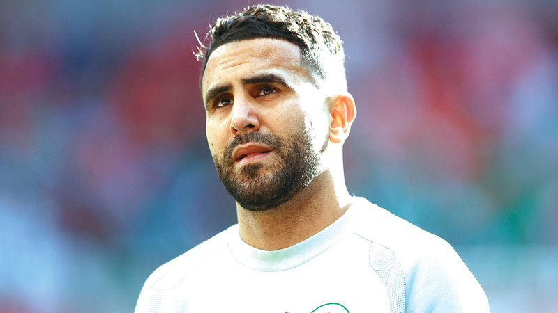 رياض محرز سلاح الخبرة في المنتخب الجزائري. رويترز