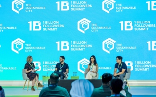 الصورة: خبراء في "قمة المليار متابع": النظام التعليمي التقليدي يحتاج إلى مواكبة أكثر للتغيرات التقنية