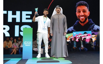 الصورة: محمد بن راشد بن محمد: قمة المليار متابع منصة عالمية للعقول المبدعة