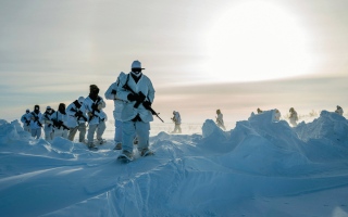 الصورة: كندا تدرس أسوأ السيناريوهات.. وتستعد عسكرياً لمواجهة التهديدات
