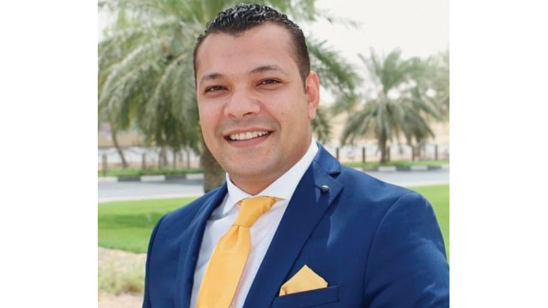 تامر أبوبكر: التطبيقات الذكية للبنوك الأكثر استخداماً حالياً للتعاملات المصرفية، وتتنافس البنوك في جعلها سهلة الاستخدام للفئات كافة.