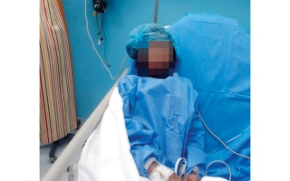 الصورة: الطفلة &laquo;روضة&raquo; تحتاج إلى 9202 درهم لإجراء منظار وفحوص