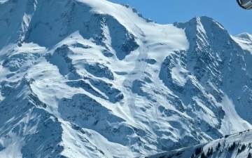 الصورة: مقتل 3 متزلجين في جبال الألب الفرنسية