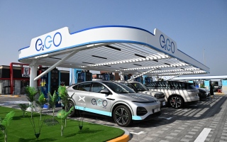 الصورة: الإمارات تُدشّن أحد أضخم مجمّعات الشحن فائق السرعة للمركبات الكهربائية عالميا