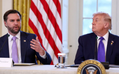 الصورة: البيت الأبيض: ترامب لا يخشى استخدام القوة العسكرية ضد إيران لكنه يريد "الخيار الدبلوماسي"