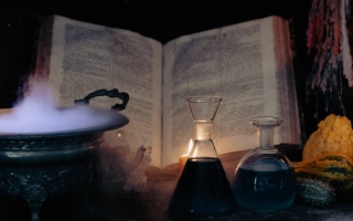 الصورة: انتعاش سوق التعاويذ على الإنترنت.. وعلماء يفسرون: البشر يبحثون عن تقليل المخاوف والشعور بالسيطرة