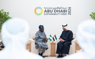 الصورة: رئيس الدولة والرئيس النيجيري يشهدان توقيع اتفاقية الشراكة الاقتصادية الشاملة بين البلدين