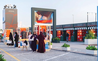 الصورة: &laquo;الشارقة للآداب&raquo;: سنواصل نسج الحكايات