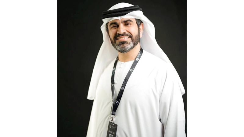 الدكتور عادل سجواني: الوقاية هي الأساس، ولابد أن يتزامن تطبيق قاعدة الـ10 دقائق مع استخدام التكنولوجيا، بإجراء تمارين إطالة للرقبة.