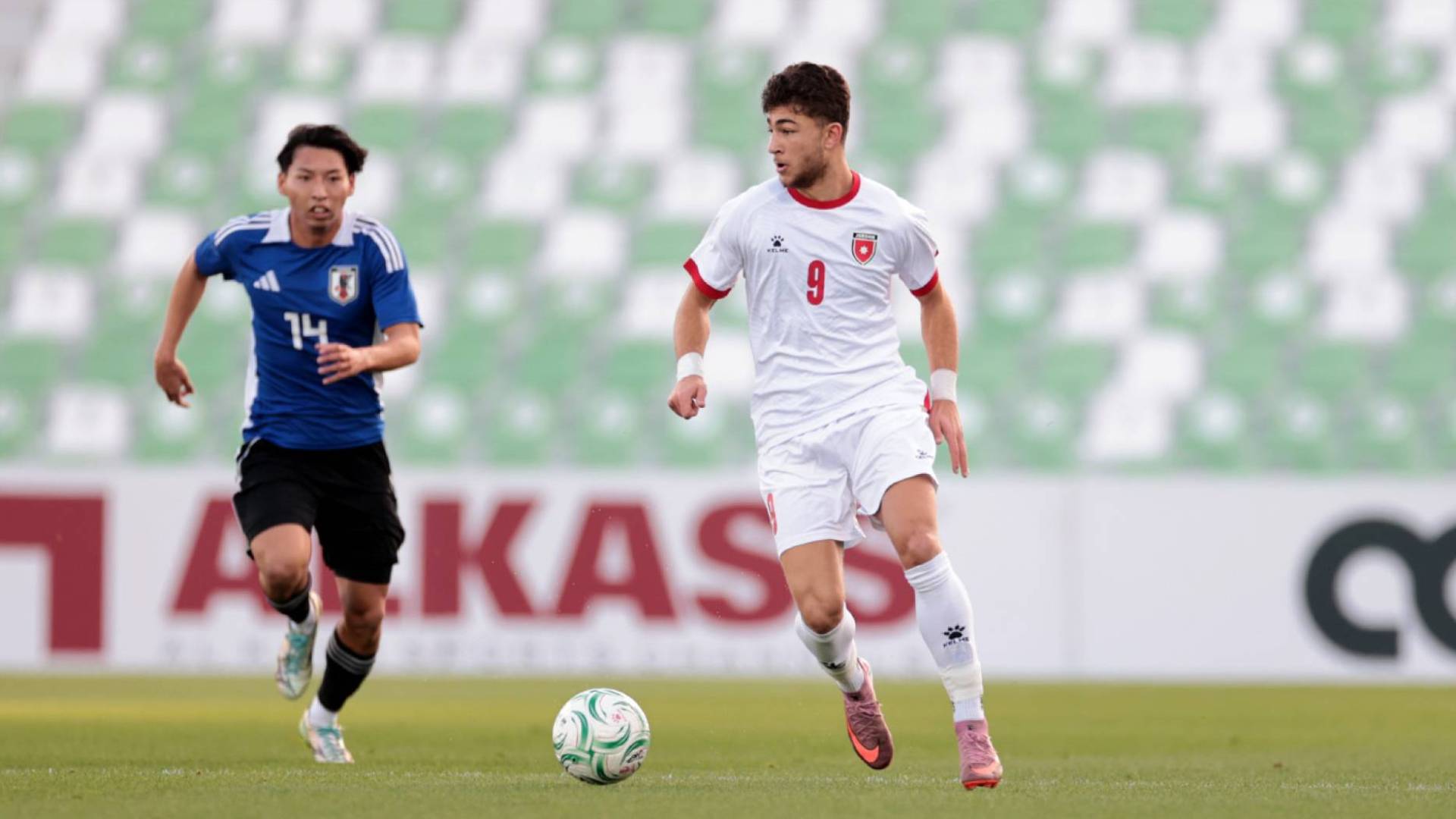 "ركلة أغرب من الخيال".. الحظ يحرم الأردن نصف نهائي كأس آسيا 23 سنة (فيديو)