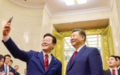 الصورة: كوريا الجنوبية تختبر سياسة التوازن في علاقتها مع الصين واليابان