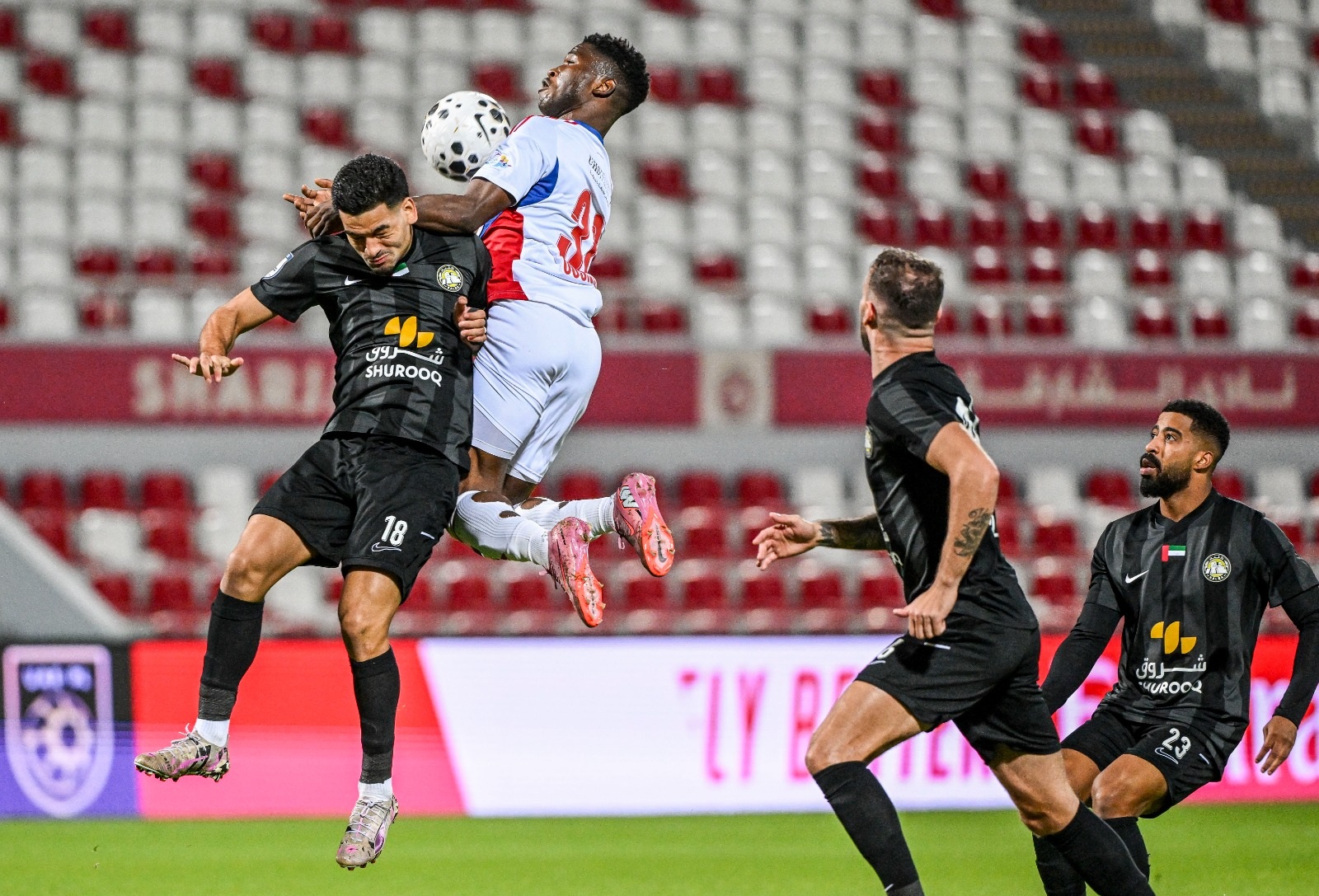 البدلاء صنعوا الفارق.. الشارقة يتغلب على كلباء 3-1