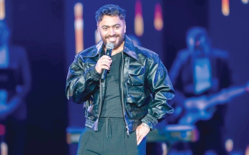 الصورة: تامر حسني يبعث برسالة وفاء لشيرين عبدالوهاب.. ويشعل مسرح المجاز