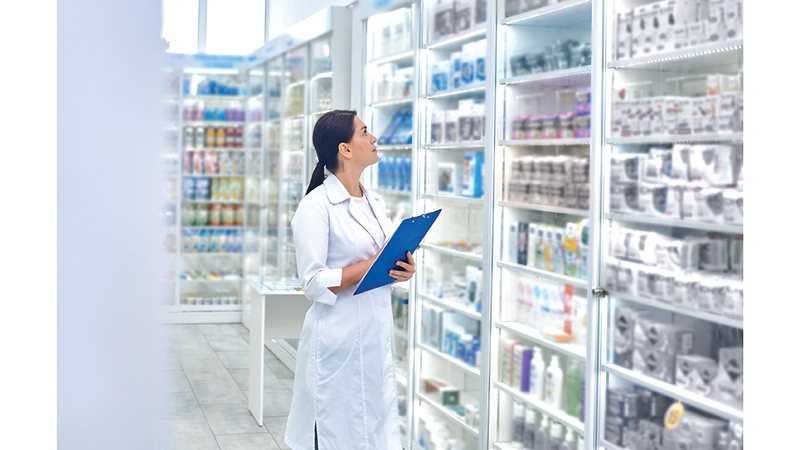 كُلفة تشغيل الصيدليات في الإمارات أعلى بنحو ثلاثة أضعاف من بقية المنطقة. أرشيفية