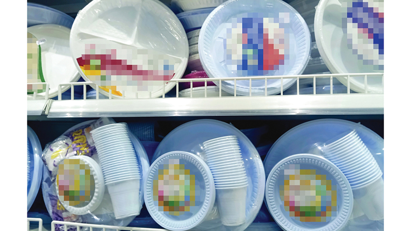 الحظر شمل قائمة محددة من المنتجات ذات الاستخدام الواحد. الإمارات اليوم