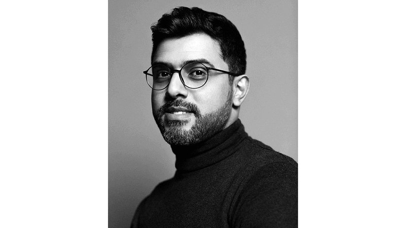 الروائي الكويتي سعود السنعوسي يطل خلال &laquo;المهرجان&raquo; في جلستَي &laquo;أسطورة ملح الحقيقة&raquo; و&laquo;من المحيط إلى الخليج&raquo;.