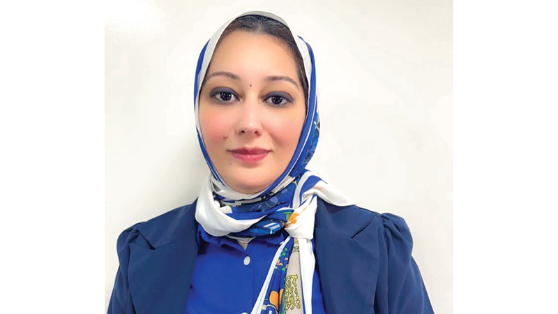 إيمان محمد: الاعتماد على التطبيقات الرقمية يحدّ من مهارات التواصل الاجتماعي.