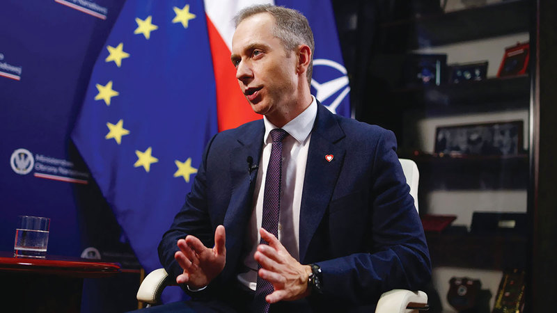 سيزاري تومتشيك: من المقرر تشغيل النظام الجديد في صيف 2026، أي قبل وقت طويل من بدء تشغيل جدار الاتحاد الأوروبي المضاد للطائرات بدون طيار.