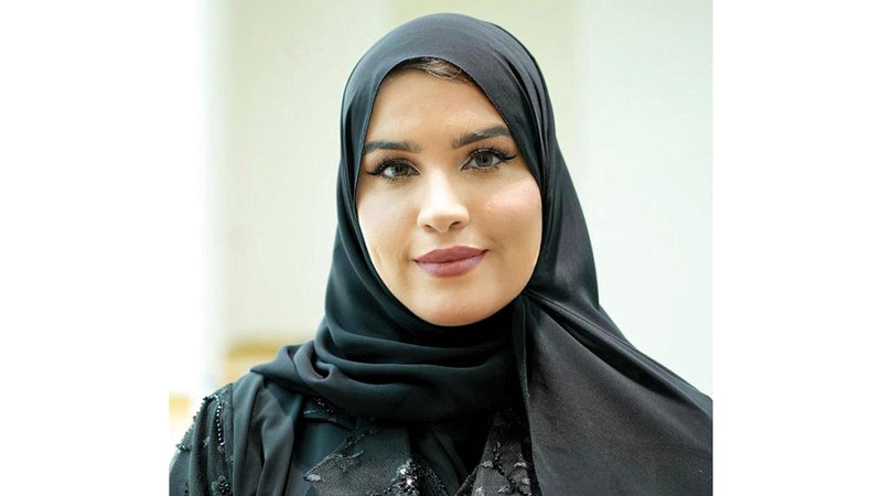 الاختصاصية عائشة الكندي: الشك والحيرة يصبحان حالة يومية نتيجة إسقاط واقع رقمي مشوه على علاقة حقيقية مختلفة في طبيعتها ومسؤولياتها.