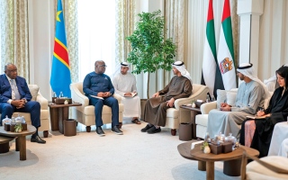 الصورة: رئيس الدولة يبحث مع رئيس الكونغو الديمقراطية تعزيز العلاقات