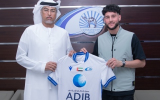 الصورة: نسيم شاذلي ينتقل من العين إلى بني ياس على سبيل الإعارة