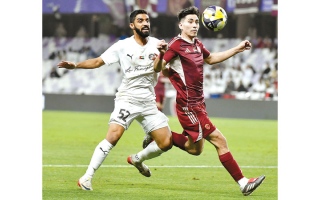 الصورة: سبيت خاطر: 70% نسبة تأهل العين وشباب الأهلي إلى نهائي &laquo;الكأس&raquo;