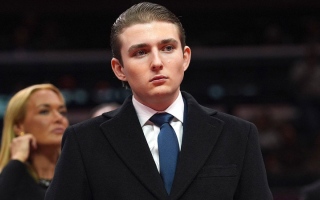 الصورة: مؤيدو ترامب يروّجون لدور محتمل لبارون في ضم غرينلاند