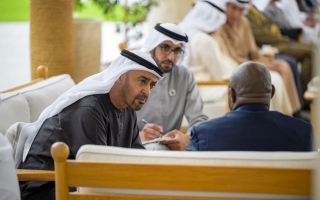 الصورة: رئيس الدولة يستقبل رئيس بوروندي