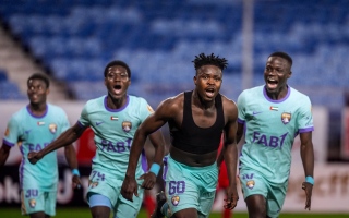 الصورة: &laquo;مقصية قاتلة&raquo; تمنح العين انتصاراً مثيراً في &laquo;أبطال الخليج&raquo;