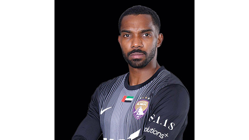 حارس مرمى العين خالد عيسى (29 تصدياً).