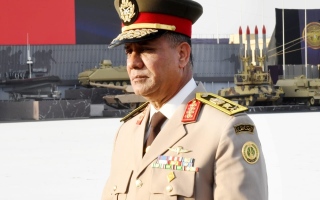 الصورة: تعيين أشرف زاهر وزيراً للدفاع والإنتاج الحربي في مصر