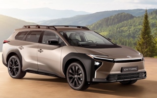 الصورة: سيارة مثالية للعائلات.. تويوتا تطلق أقوى موديلاتها الكهربائية