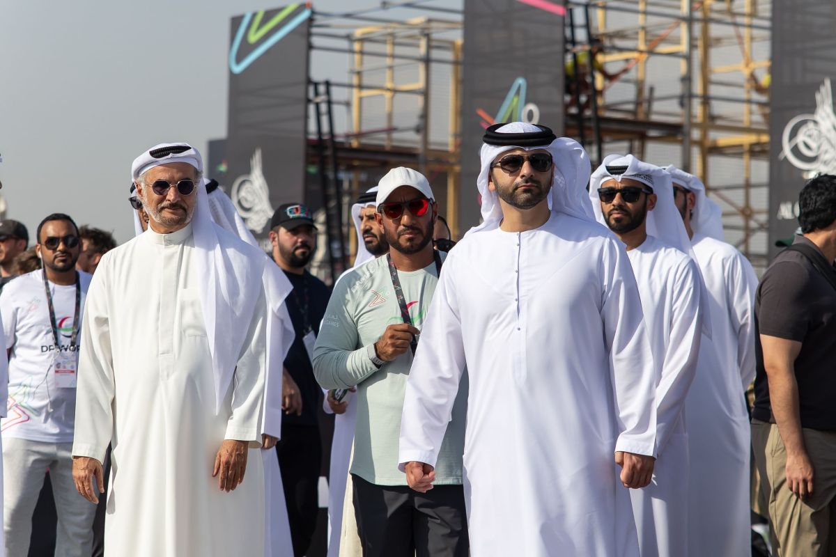 منصور بن محمد يشهد جانباً من منافسات "ألعاب دبي 2026"