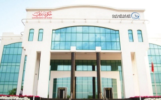 الصورة: وفاة قائد درّاجة آسيوي بسبب وقوف غير مبرر لسائق وسط الطريق