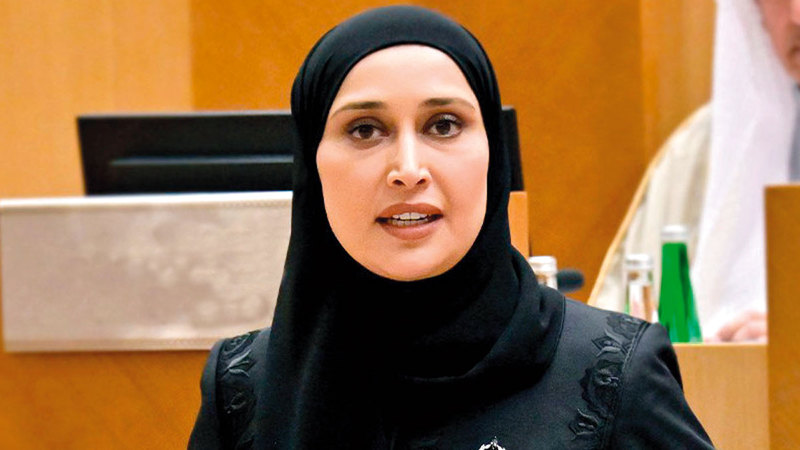 سناء بنت محمد سهيل: &laquo;الوزارة&raquo; تطلع على السياسات والبرامج المعتمدة محلياً وإقليمياً ودولياً لتحقيق التوازن بين العمل والأسرة.