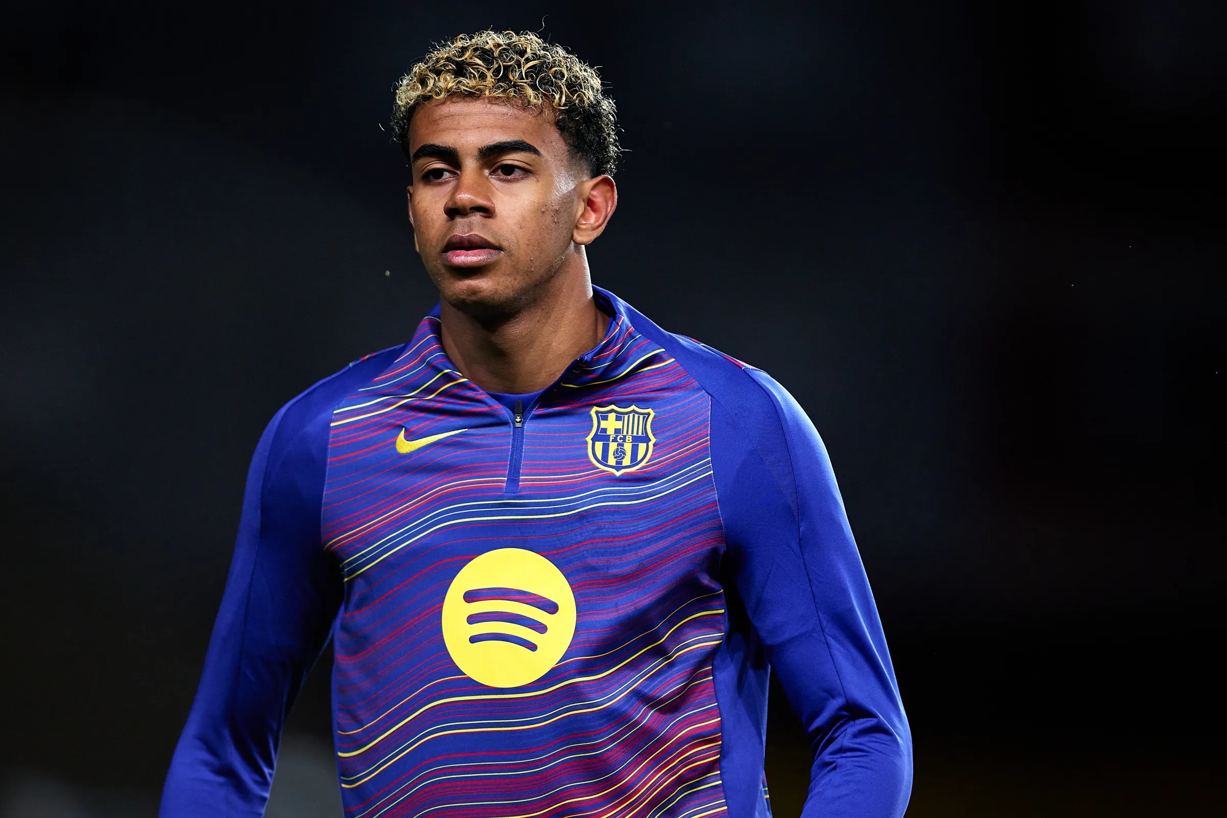 لامين يامال يزلزل عرش رونالدو في "السوشيال ميديا"