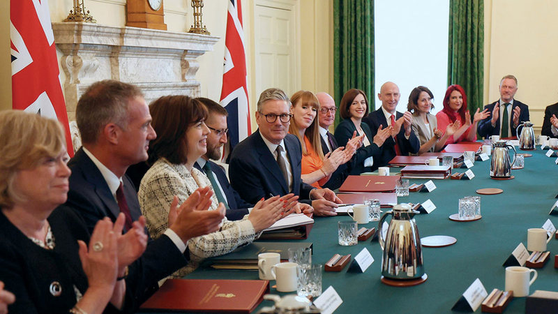 ستارمر تعرّض لضغوط في 4 سنوات أكثر مما تعرض له أسلافه من حزب &laquo;المحافظين&raquo;. أ.ب