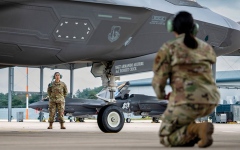 الصورة: العلاقة الخاصة بين الولايات المتحدة وبريطانيا لاتزال مهمة