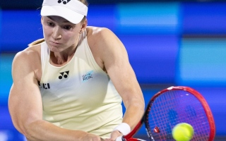 الصورة: عبور آمن لكبار المصنفات في &laquo;تنس دبي&raquo;.. ريباكينا في الصدارة