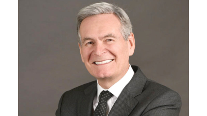 البروفيسور إريك آلتر: &laquo;الأكاديمية&raquo; تقدم حزمة من البرامج المعتمدة في مرحلة الدراسات العليا، صُممت بعناية لإعداد كوادر وطنية مؤهَّلة للعمل في مجالات الدبلوماسية والعلاقات الدولية.