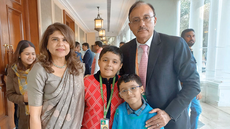 معلمون يشجعون طلابهم على حضور جلسات أدبية على أمل أن يزيد اهتمامهم بالقراءة. من المصدر