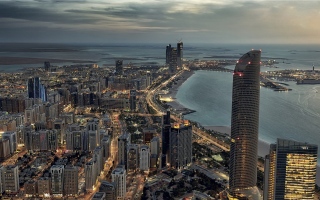 الصورة: "أبوظبي العقاري" يسجِّل زيادة بنسبة 44% في التصرفات العقارية خلال 2025