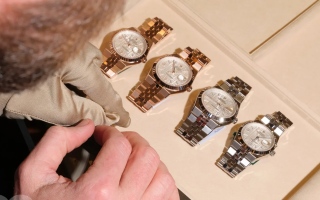 الصورة: صادرات الساعات السويسرية تفقد زخمها