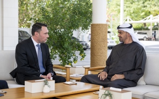 الصورة: رئيس الدولة يستقبل كبير مستشاري الأمن القومي لرئيس وزراء المجر