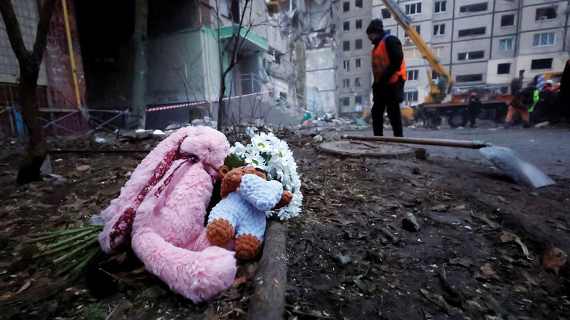 الحرب بين روسيا وأوكرانيا تسببت في خسائر بشرية مروعة. رويترز