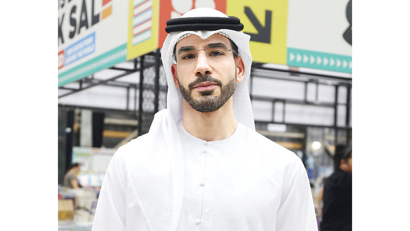 ماجد النعيمي: في الدورات الأولى كانت العناوين الأجنبية هي المسيطرة، لكن بدأ التركيز على توفير العناوين العربية لـ&laquo;المعرض&raquo;.