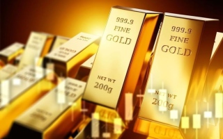 الصورة: الذهب يتجه لتحقيق مكاسب للشهر السابع على التوالي بفضل الطلب