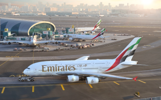 الصورة: "طيران الإمارات": التعليق المؤقت للرحلات يستمر حتى الإثنين 2 مارس